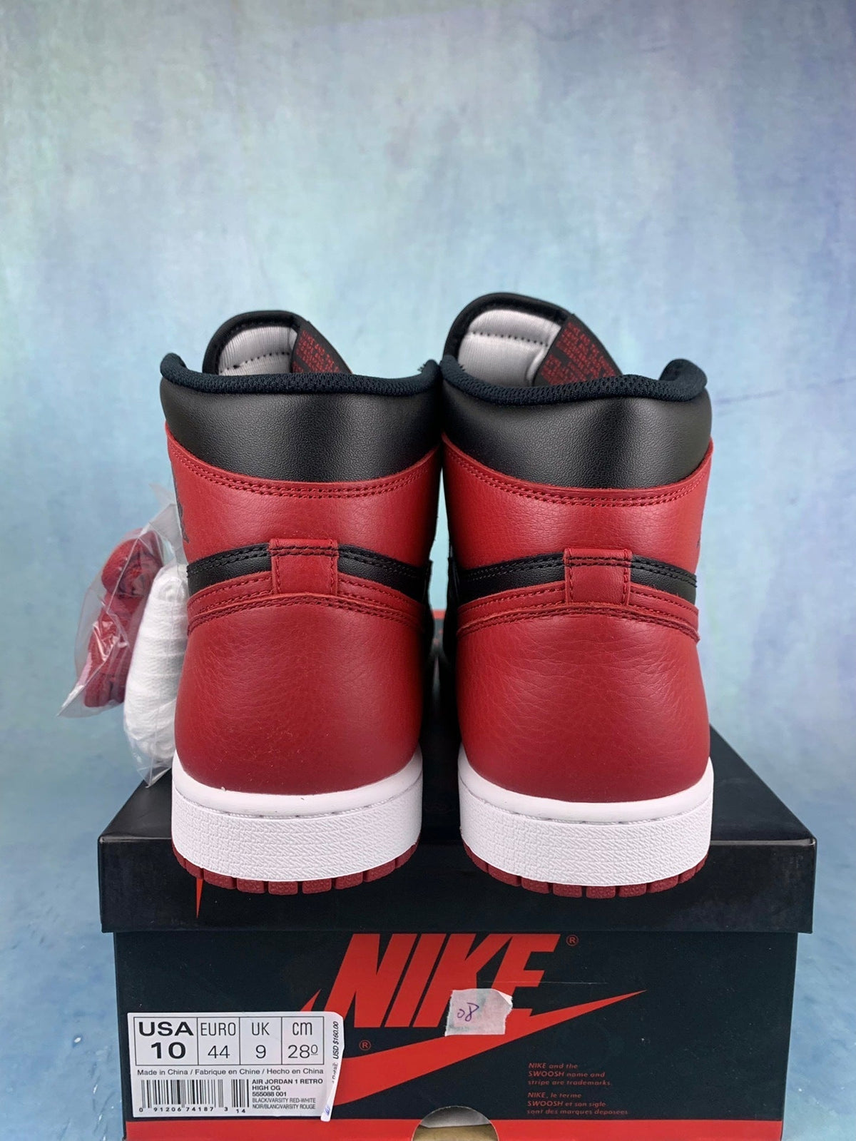 Air Jordan 1 High Banned Black/Red 555088-001 Unisex Sneakers
