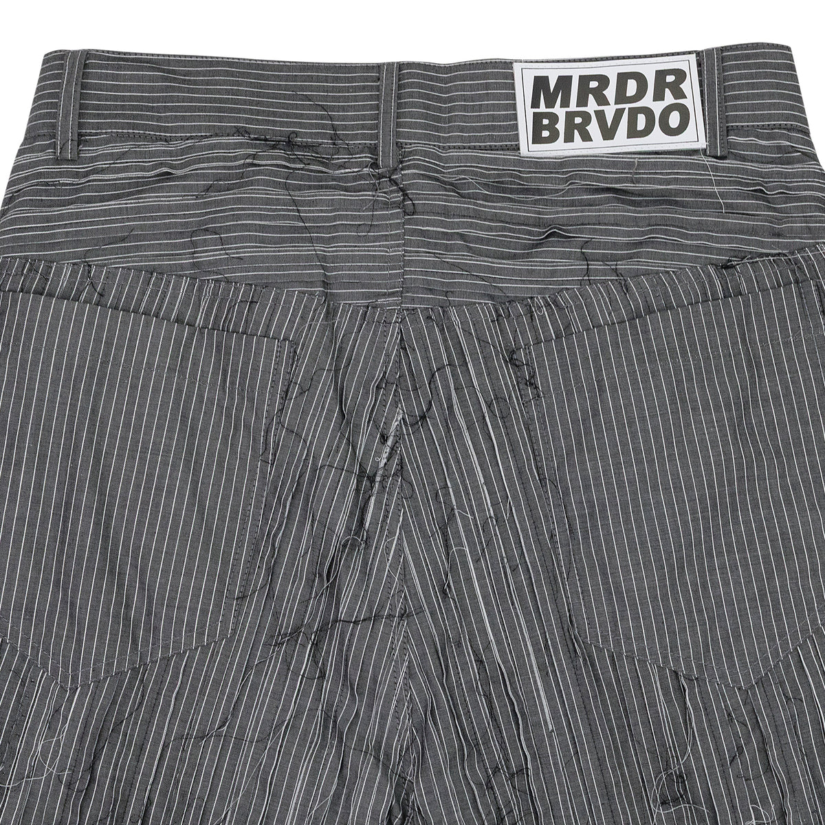 GRAY EXPOSED SEAM MID LENGTH SHORTS