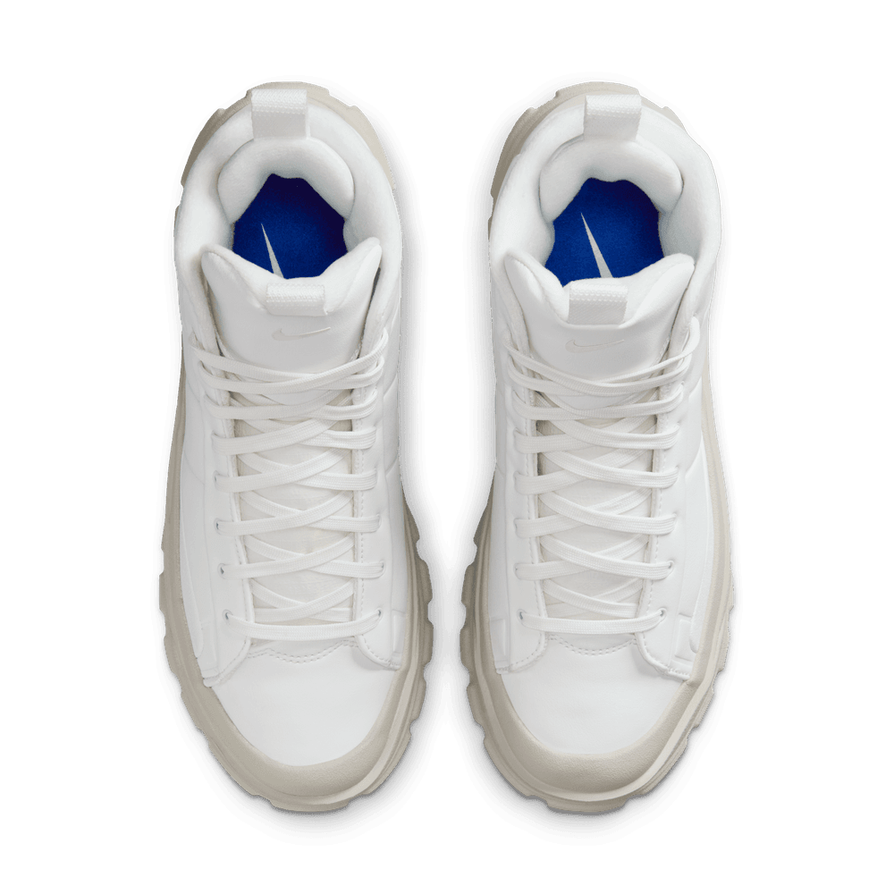 Wmns Nike Blazer Roam Mid