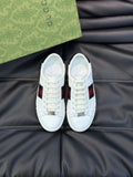 Gucci White Stripe Low-Top Sneakers
