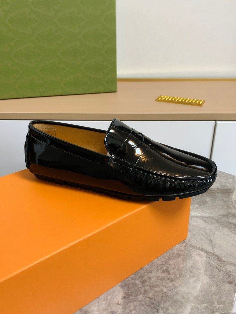 Louis Vuitton Men's Black Leather Loafers - Tan Interior