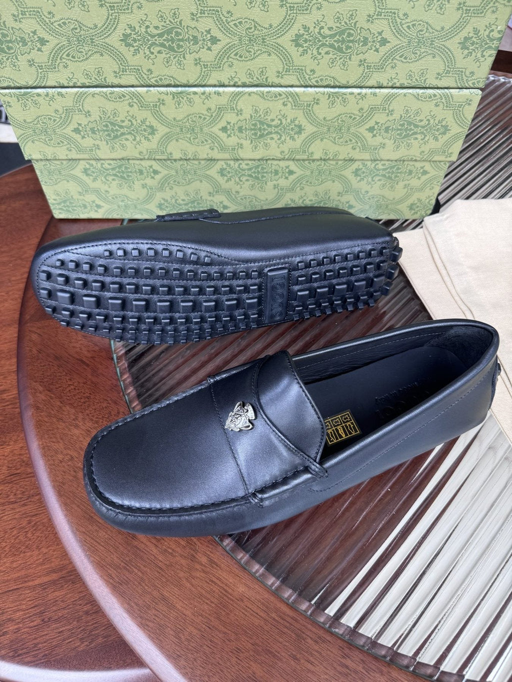 Gucci Black Metal-Bit Driving Loafers