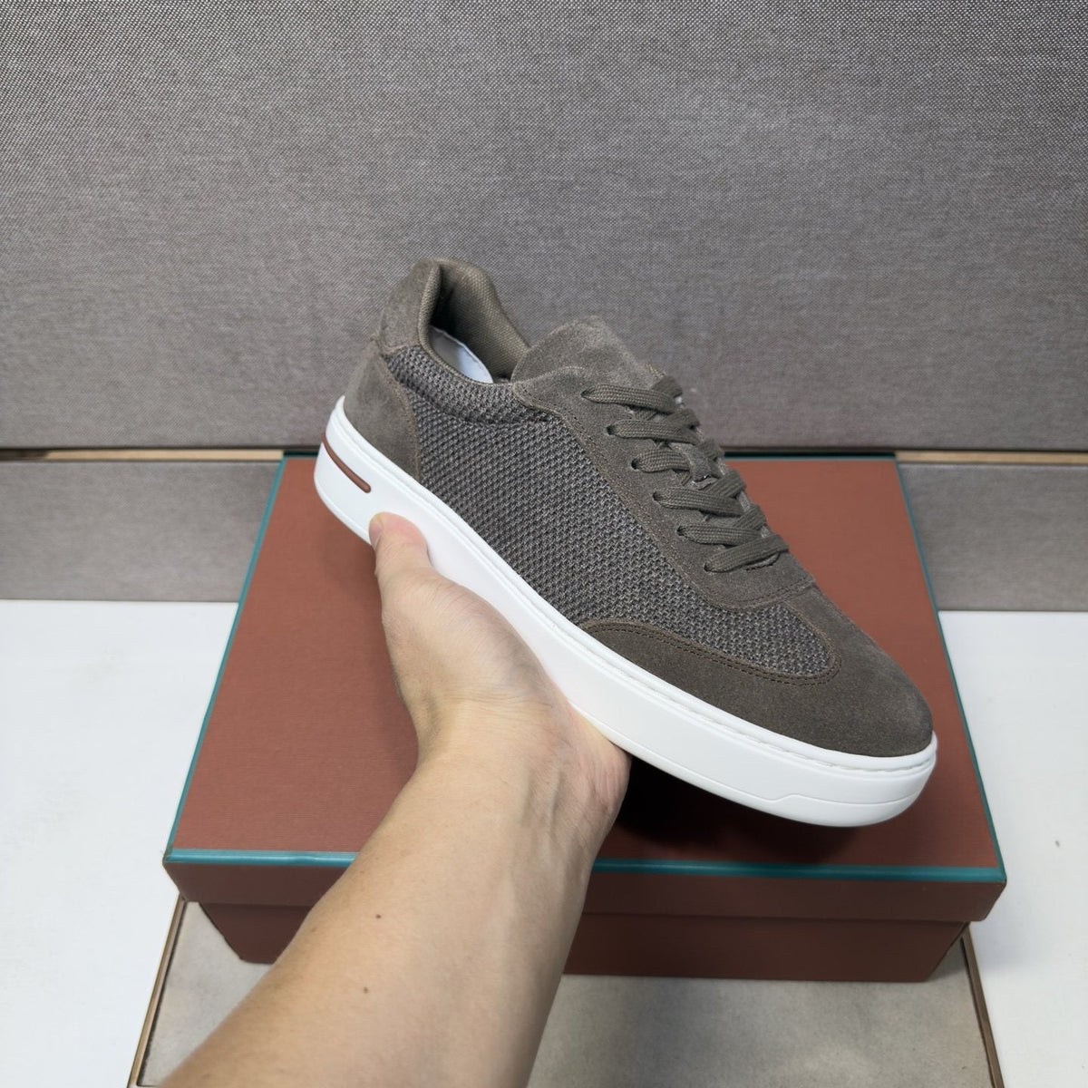Men's Paneled Low-Top Sneakers