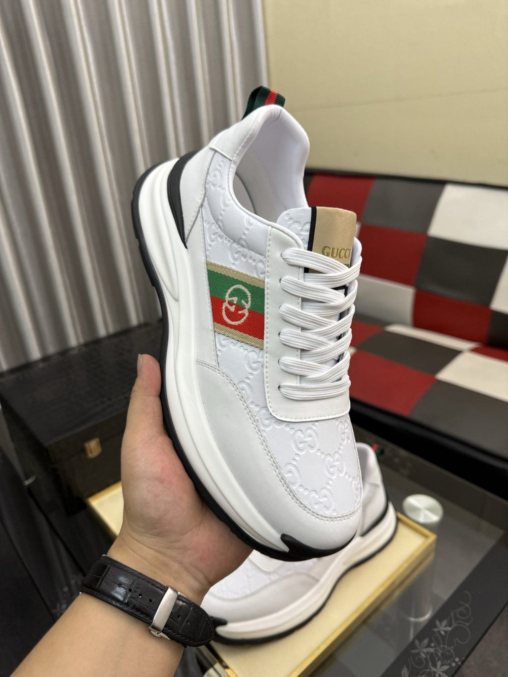 Gucci Men's Green and Red Stripe Low-Top Sneakers